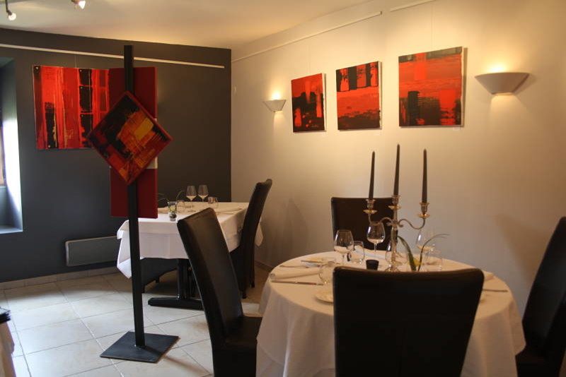 Example of a trendy dining room design in Dijon