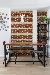 75 photos et idées déco de salles à manger avec un mur en parement de brique  - Janvier 2024