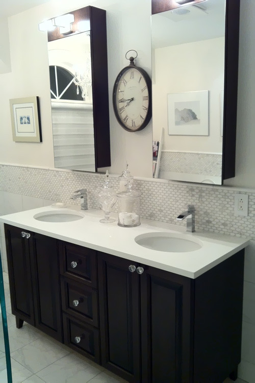 Adéline Salle de Bain Classique Transitional Bathroom Montreal