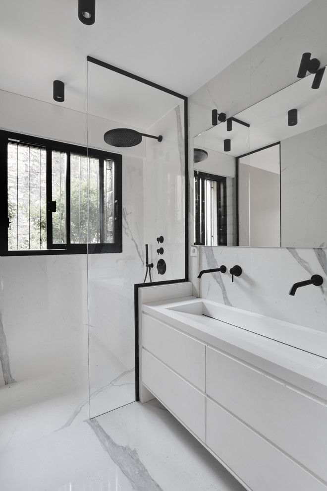 Inspiration for a medium sized contemporary ensuite bathroom in Paris with beaded cabinets, white cabinets, a built-in bath, a built-in shower, white tiles, ceramic tiles, white walls, ceramic flooring, a console sink and white floors.
