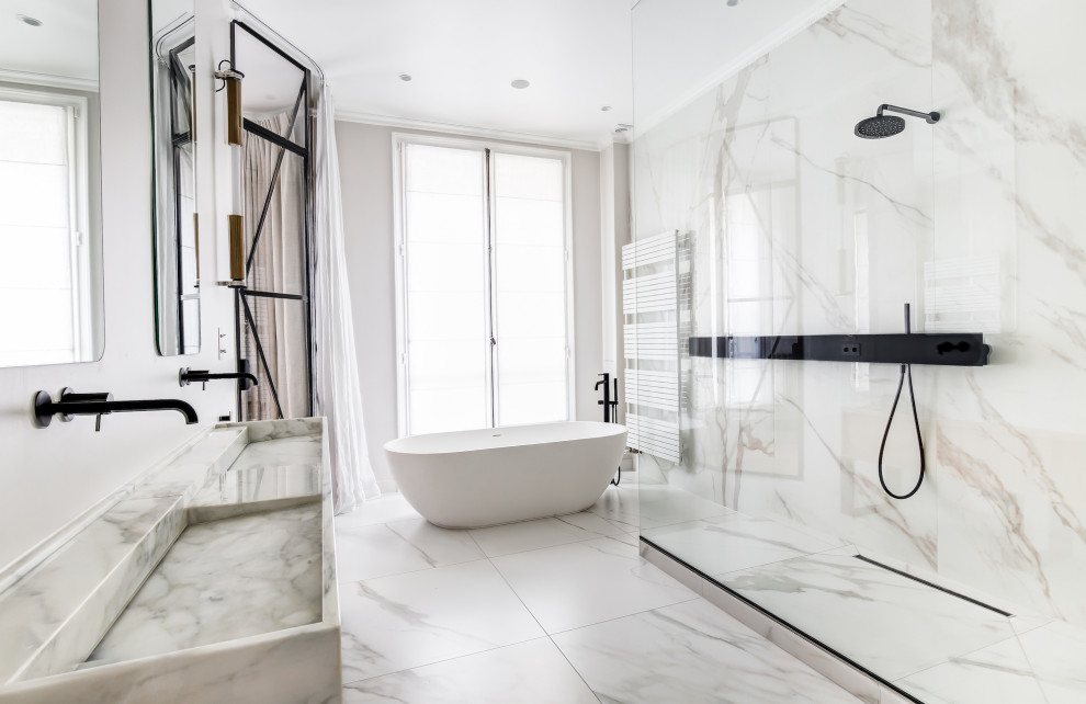 Bathroom - master bathroom idea in Paris with marble countertops