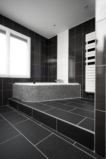 Черно-белая ванная комната - фото лучших идей вариантов дизайна