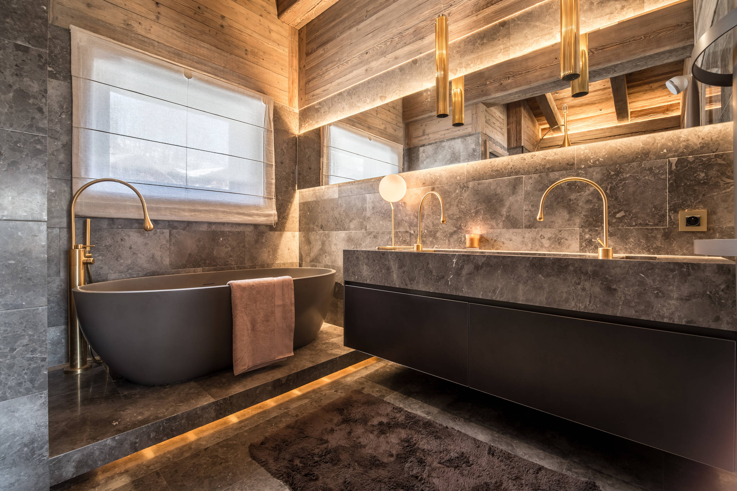75 photos et idées déco de salles de bain marrons avec une grande vasque -  Septembre 2022 | Houzz FR