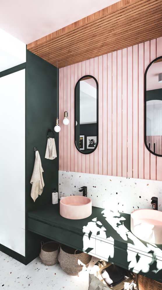 Exemple d'une petite salle de bain éclectique avec des portes de placard blanches, un carrelage blanc, du carrelage en marbre, un mur rose, un sol en terrazzo, un lavabo posé, un sol blanc, une cabine de douche à porte battante, meuble double vasque et un plafond à caissons.