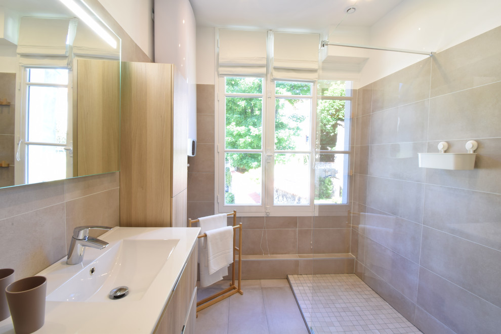 Inspiration for a mid-sized scandinavian master brown tile and ceramic tile brown floor and ceramic tile walk-in shower remodel in Paris with white walls, brown cabinets, tile countertops, brown countertops, flat-panel cabinets, a console sink and a hinged shower door
