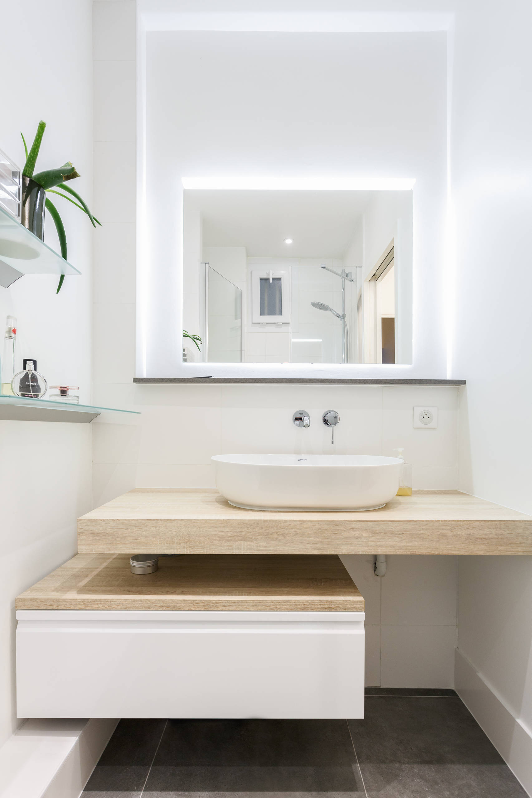 75 photos et idées déco de salles de bain modernes - Août 2023 | Houzz FR
