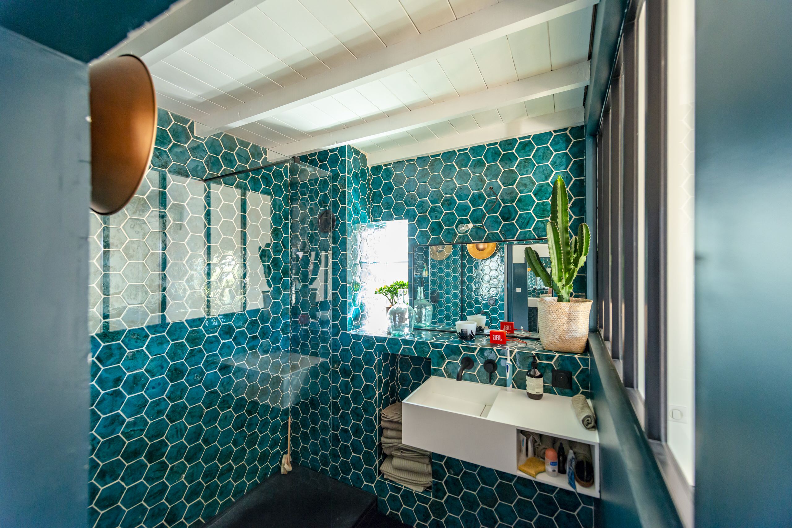 75 photos et idées déco de salles de bain turquoises - Juin 2023 | Houzz FR