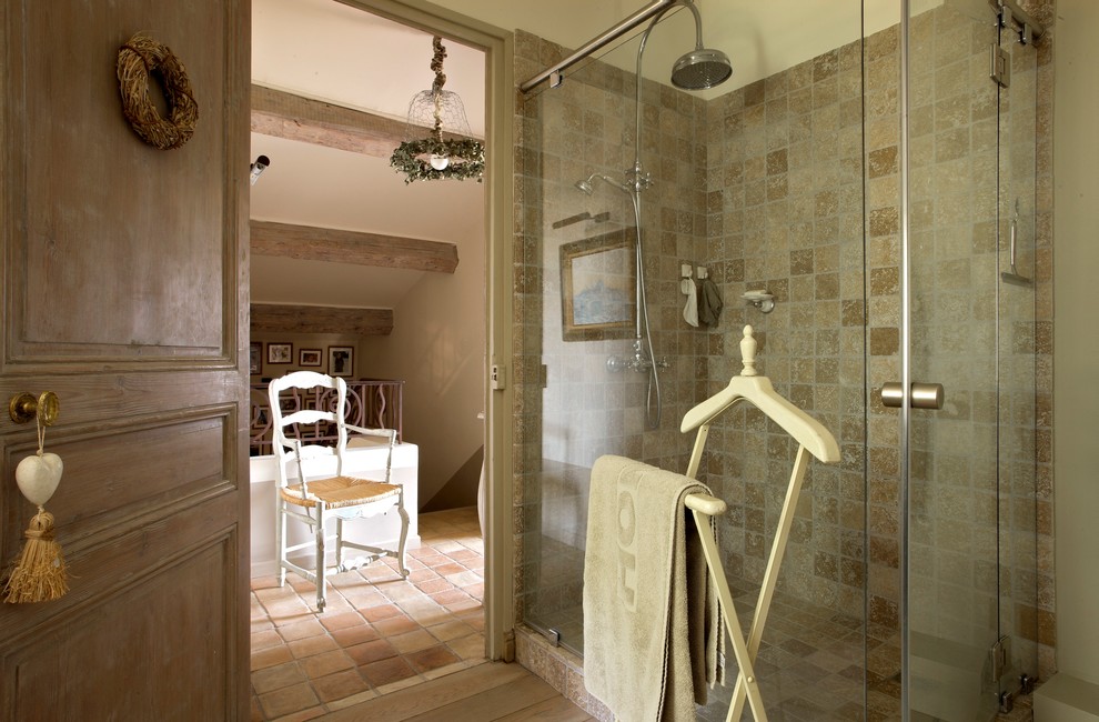 Rénovation d'une maison de famille en Provence - Campagne - Salle de