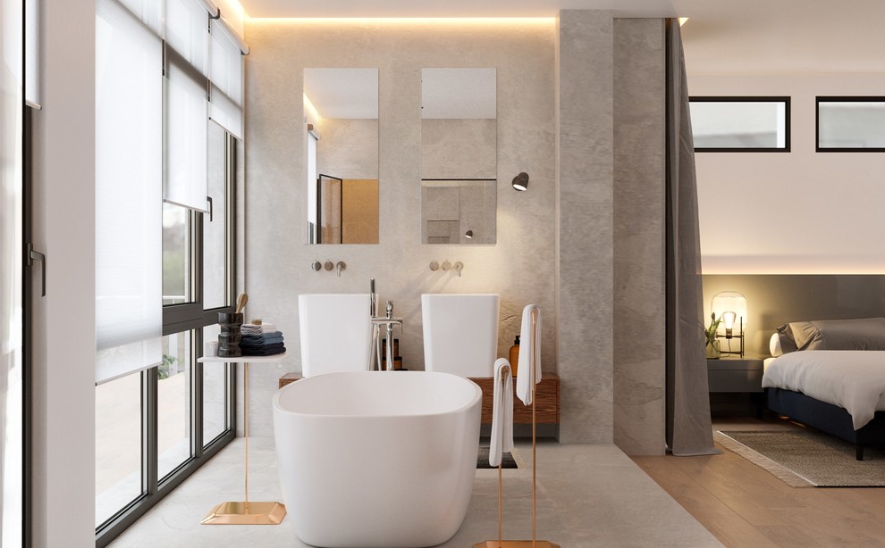Свежая идея для дизайна: главная ванная комната в современном стиле с плоскими фасадами, фасадами цвета дерева среднего тона, отдельно стоящей ванной, серыми стенами, настольной раковиной, столешницей из дерева и серым полом - отличное фото интерьера
