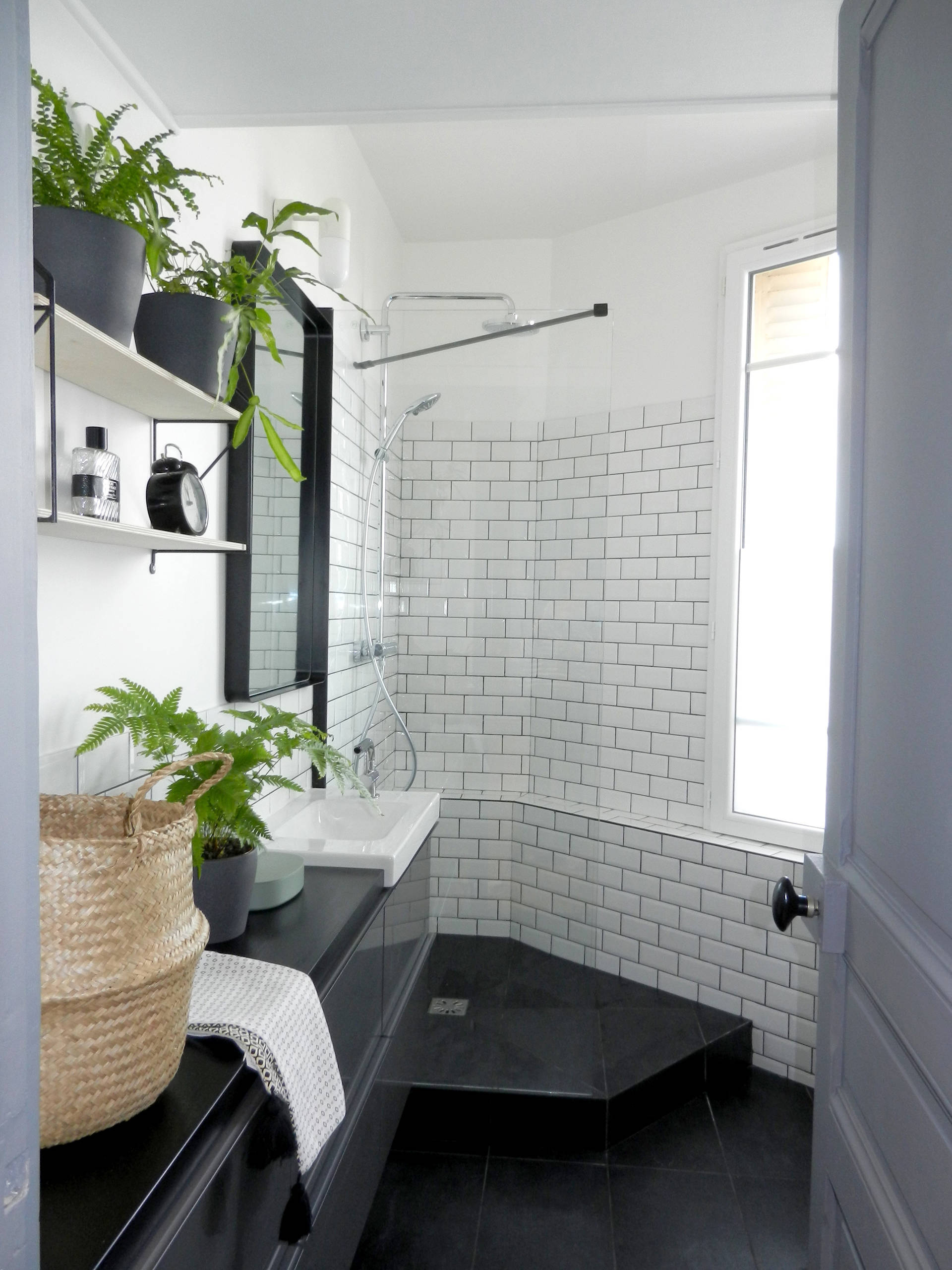 75 photos et idées déco de petites salles de bain avec un carrelage métro -  Novembre 2023 | Houzz FR