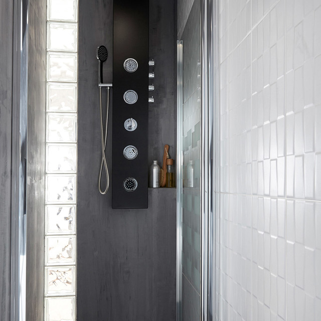Une douche, tout confort dans 2m² - Industrial - Bathroom - Lille - by Leroy  Merlin OFFICIEL | Houzz