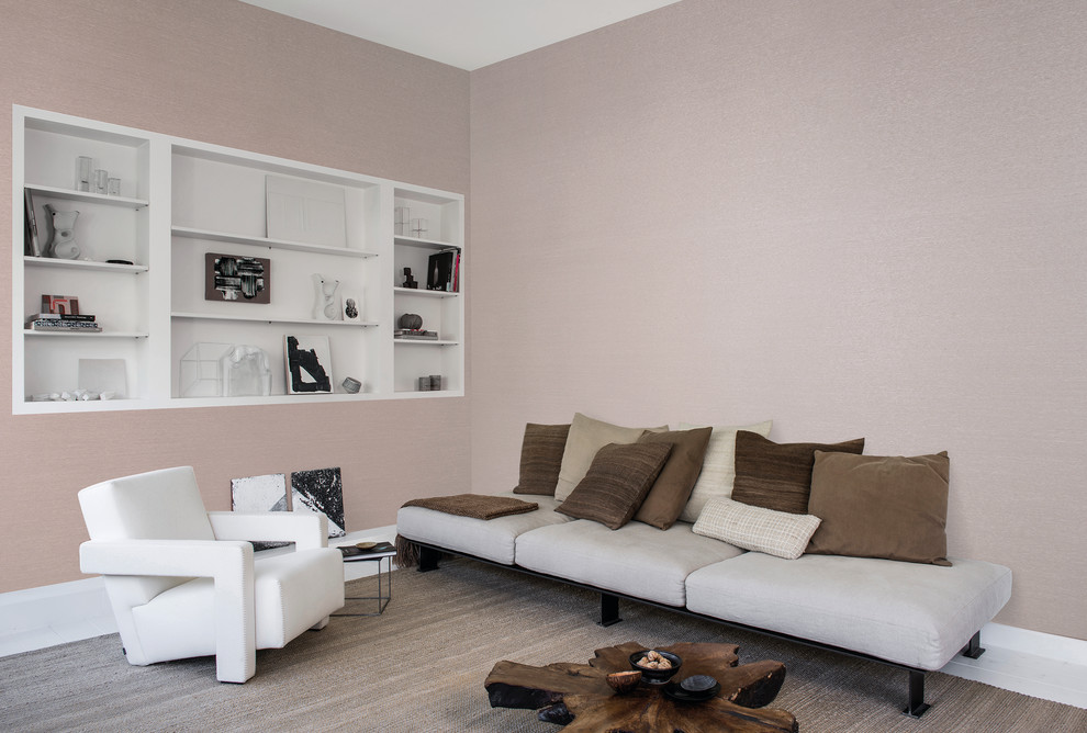 Idee per un soggiorno minimalista di medie dimensioni e aperto con pareti rosa, moquette, nessun camino e nessuna TV