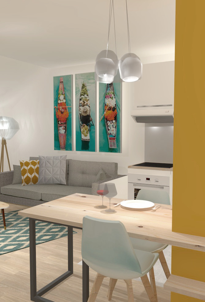 На фото: открытая гостиная комната среднего размера в скандинавском стиле с желтыми стенами, светлым паркетным полом, телевизором на стене и бежевым полом без камина