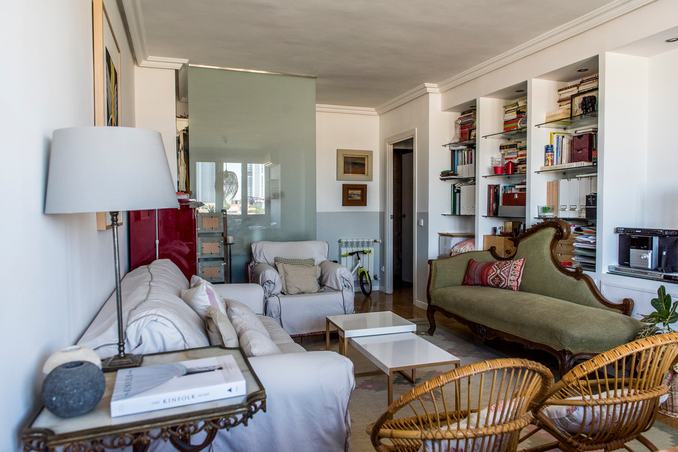 Living room - mediterranean living room idea in Madrid