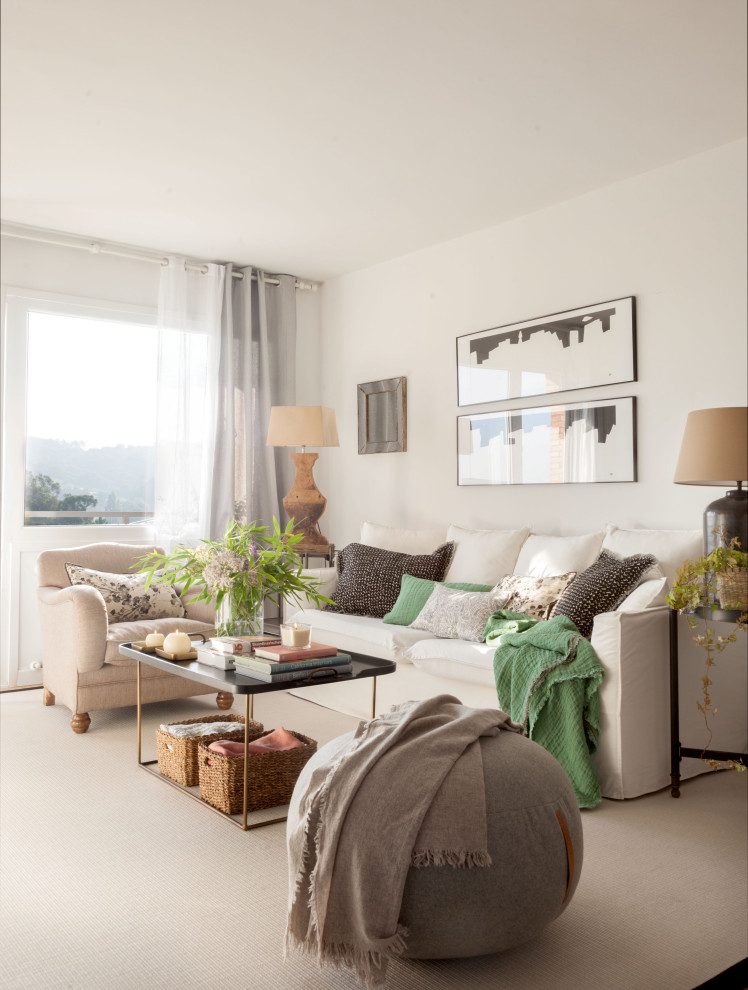 Example of a beach style living room design in Bilbao