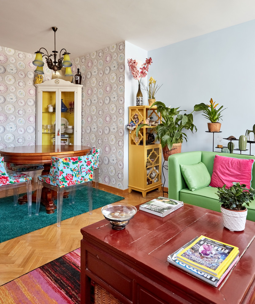 Eklektisches Wohnzimmer in Madrid