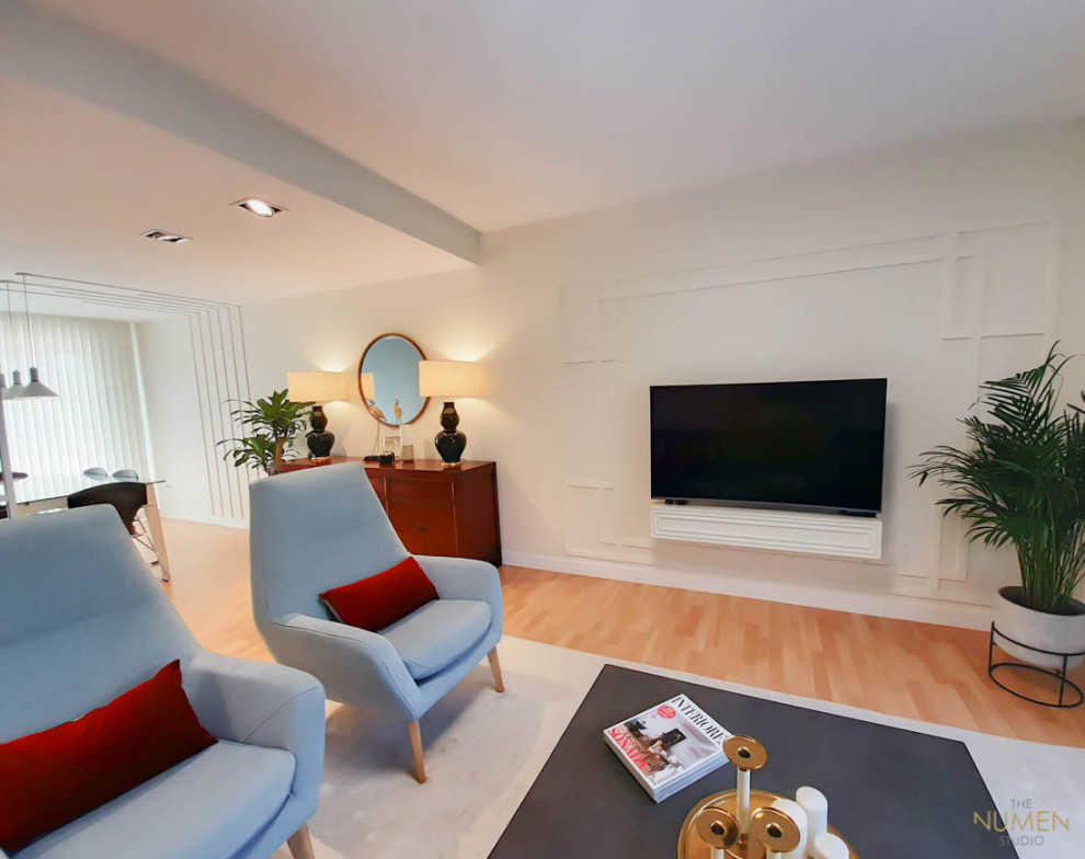 Photo of a contemporary living room in Madrid.