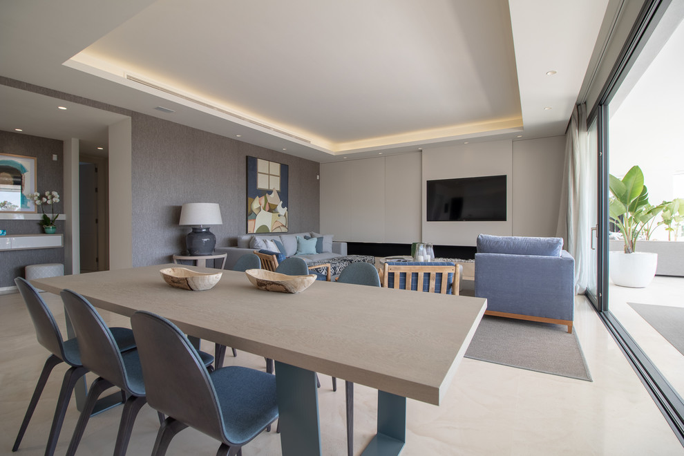 Living room - contemporary living room idea in Malaga