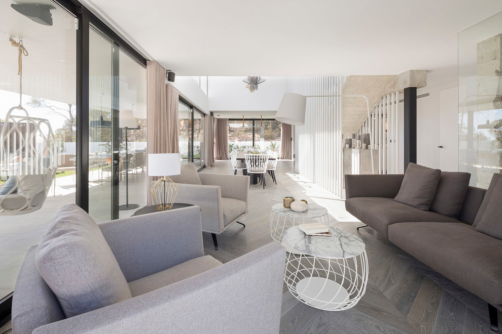 Inspiration for a contemporary living room in Bilbao.