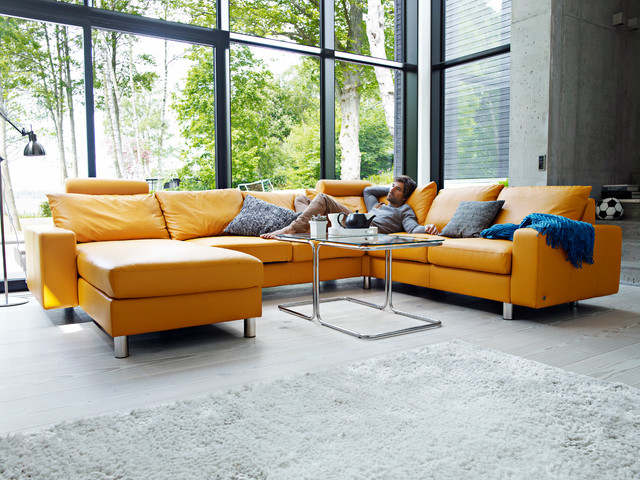 Ambiance Détente avec Canapé d'Angle Orange - Stressless - Contemporary -  Living Room - Grenoble - by Stressless France | Houzz IE