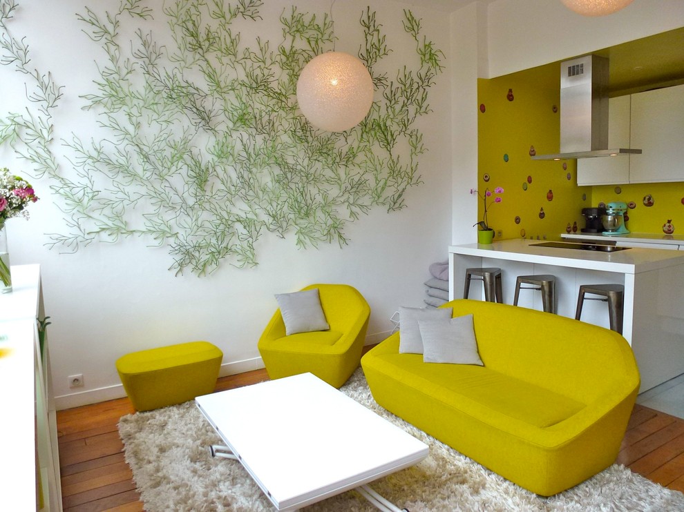 Inspiration for a mid-sized modern ceramic tile living room remodel in Paris