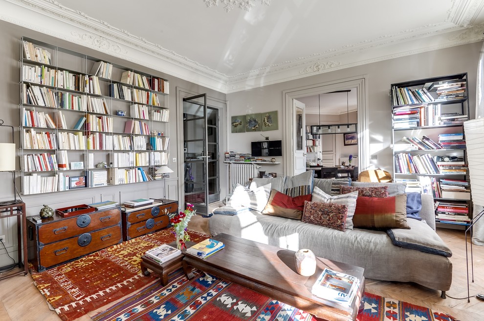 Eklektisches Wohnzimmer in Paris