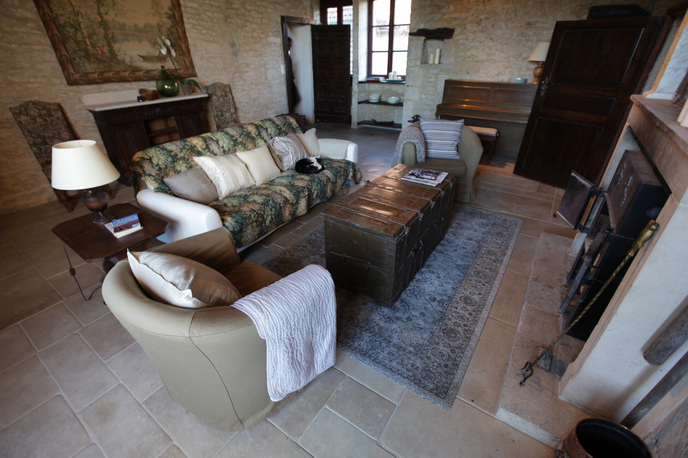 Country Wohnzimmer in Dijon