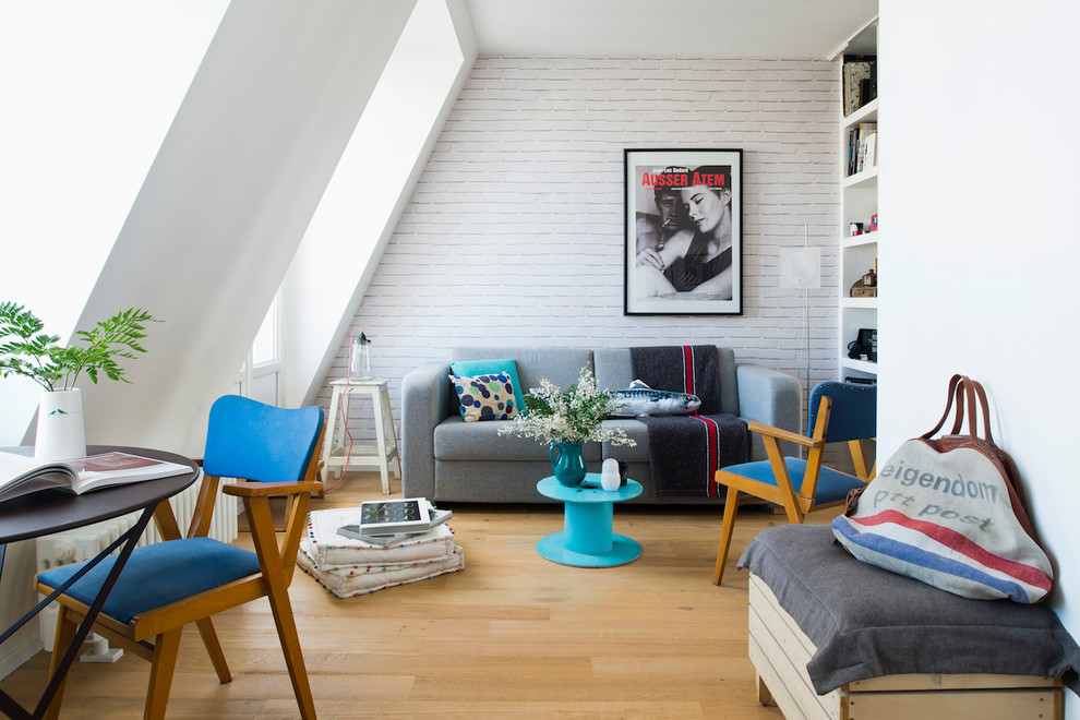 This is an example of a scandi living room in Rennes.