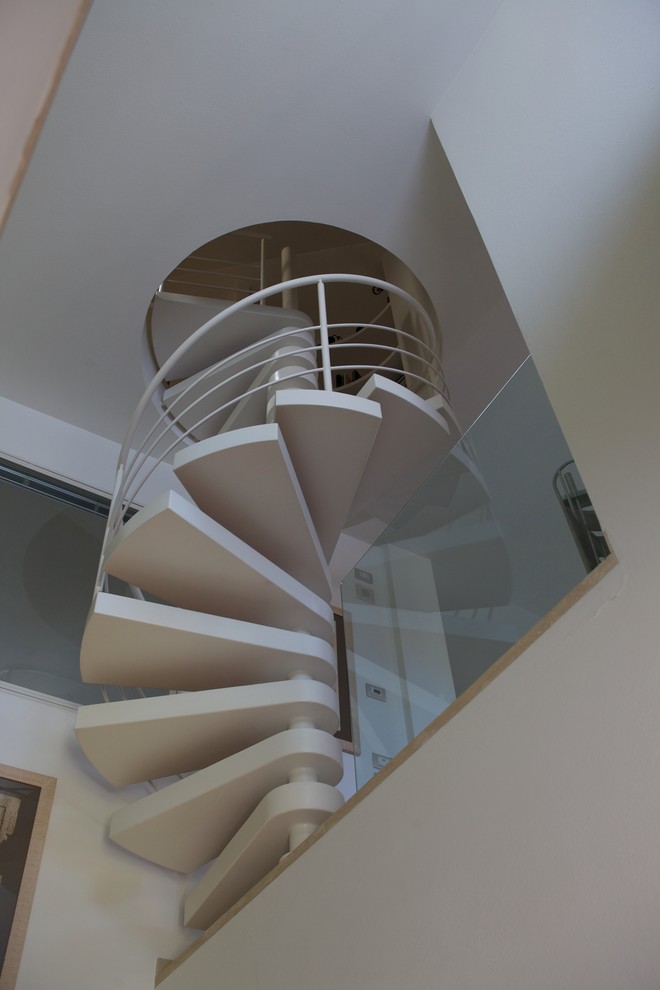 Design ideas for a contemporary staircase in Florence.