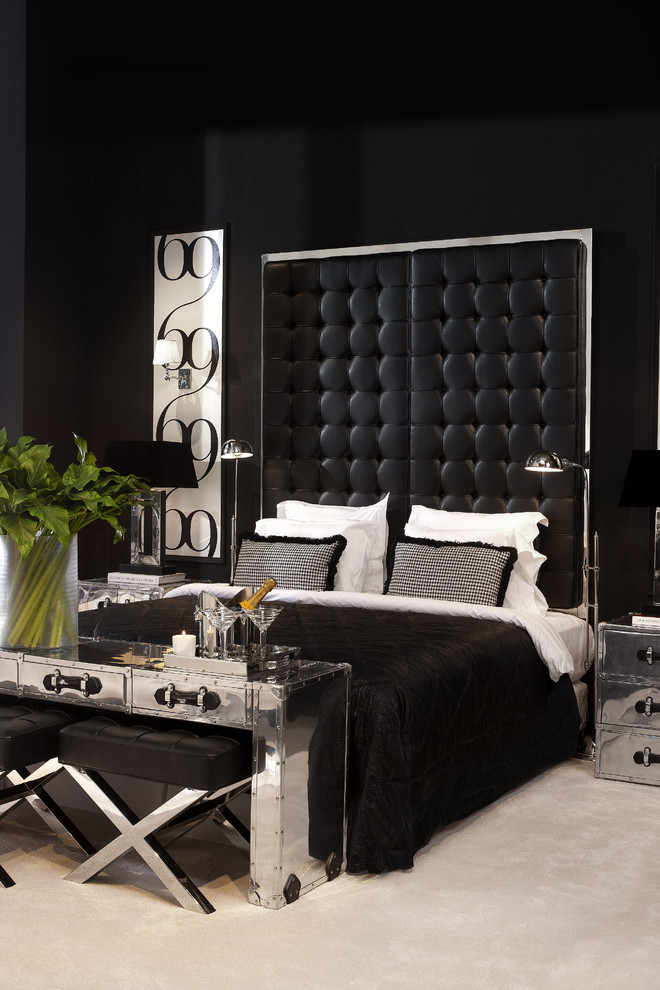 Inspiration for a mid-sized contemporary master carpeted bedroom remodel in Hamburg with black walls and no fireplace