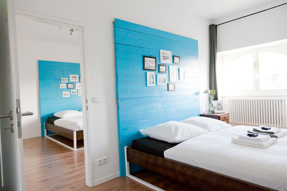Design ideas for a scandinavian bedroom in Frankfurt.