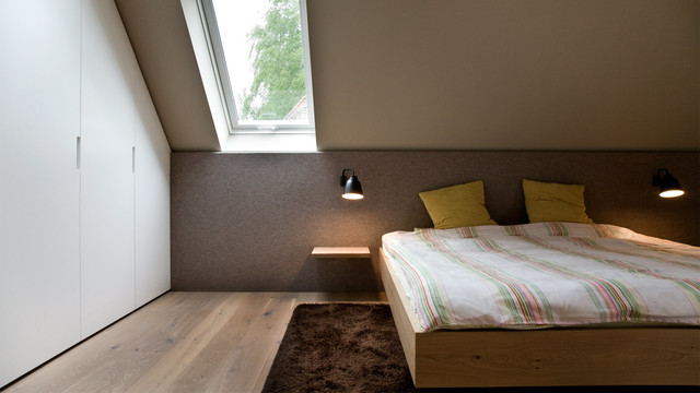 Schlafzimmer Unter Einer Dachschrage Minimalistisch Schlafzimmer Munchen Von Held Schreinerei Interior Design