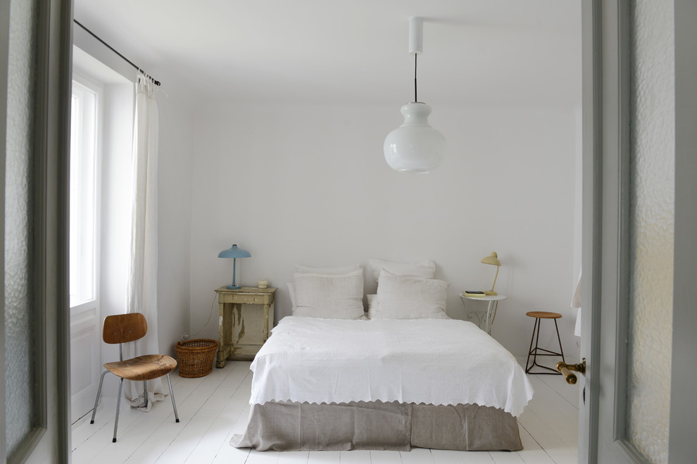 Inspiration for an expansive scandi bedroom in Berlin.