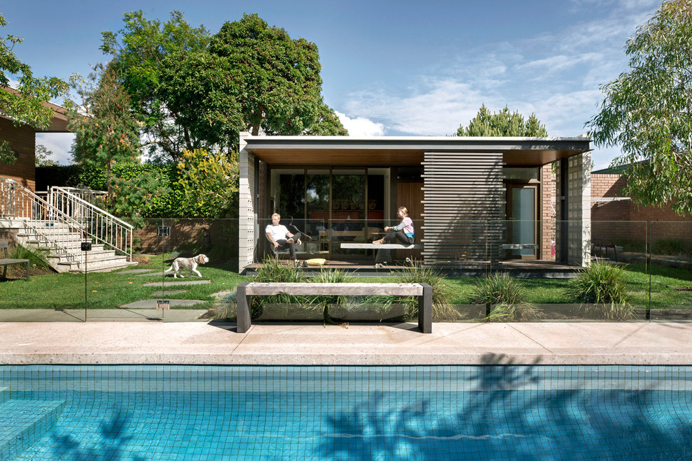 Inspiration for a midcentury detached garden shed and building in Melbourne.