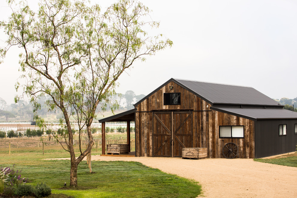 This is an example of a rural garden shed and building in Melbourne.