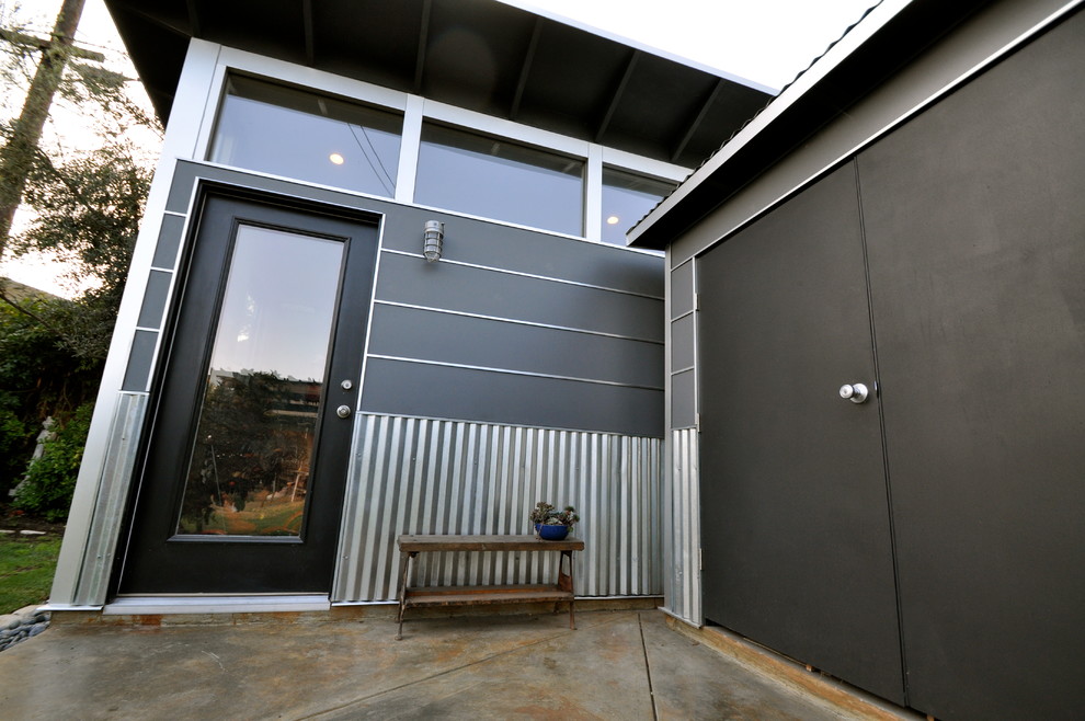 Kleines Modernes Gartenhaus als Arbeitsplatz, Studio oder Werkraum in Los Angeles