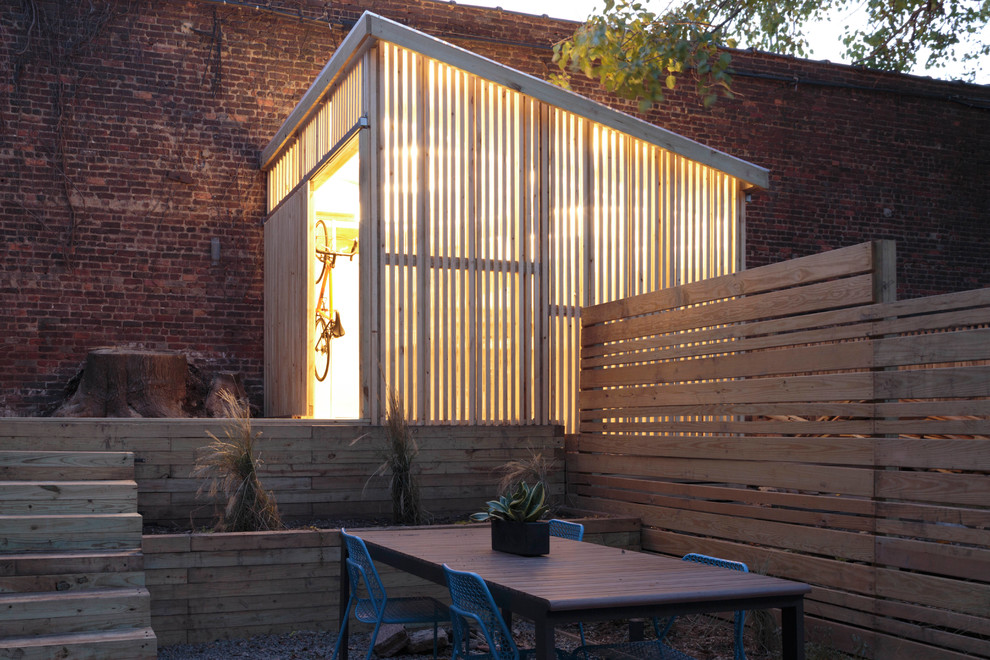 Design ideas for a small contemporary detached garden shed in New York.