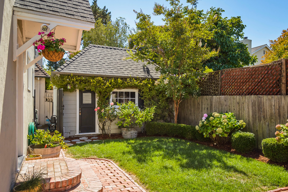 Traditional detached garden shed and building in San Francisco.