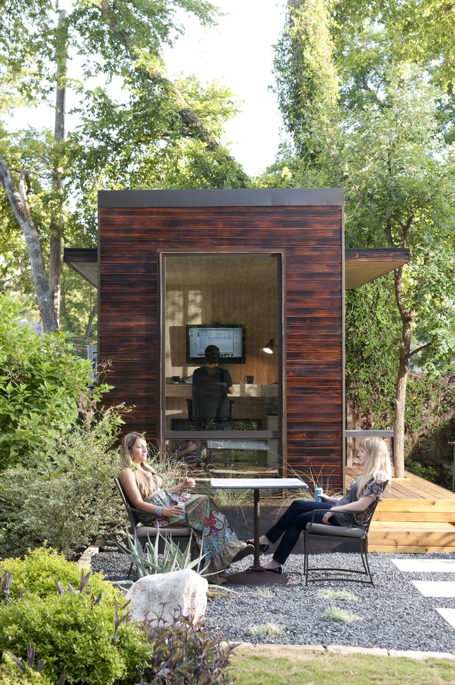 Freistehendes Modernes Gartenhaus als Arbeitsplatz, Studio oder Werkraum in Austin