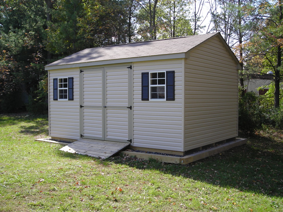 Example of a mid-sized minimalist detached garden shed design in Philadelphia