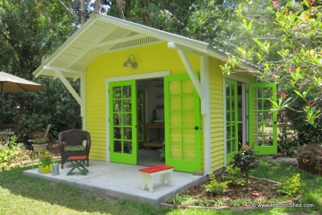 Inspiration for a tropical shed remodel in Tampa