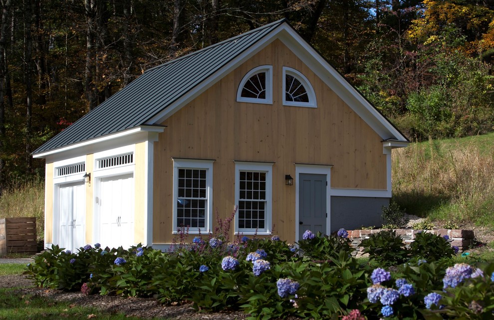 Inspiration for a timeless shed remodel in New York