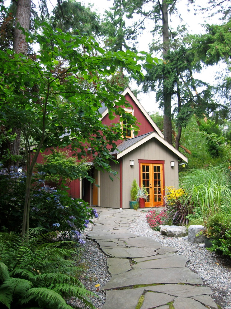 Freistehendes Maritimes Gartenhaus in Seattle