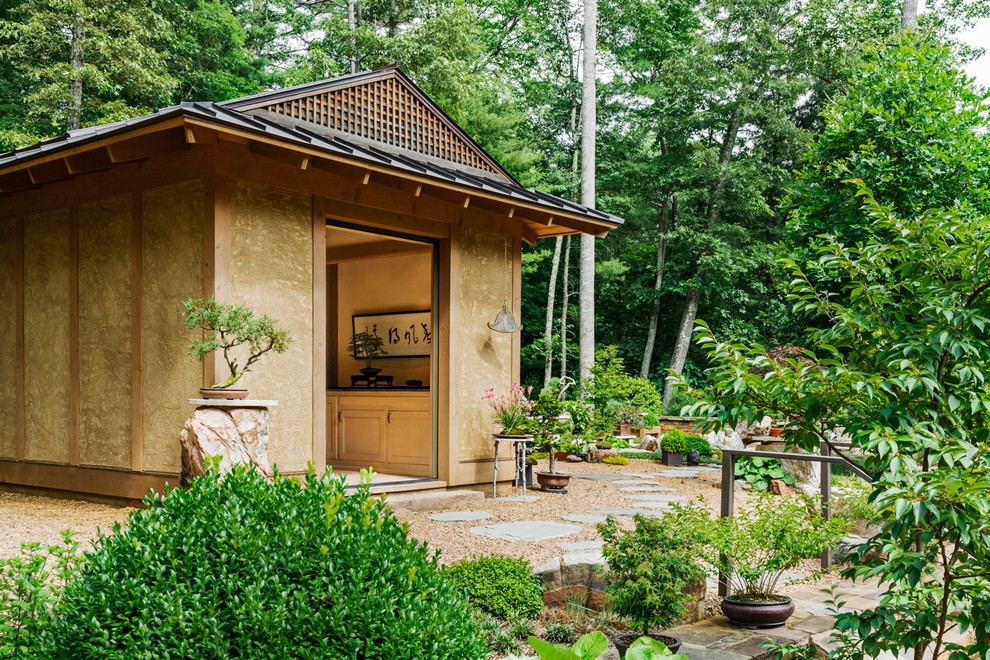 Idée de décoration pour un petit abri de jardin séparé asiatique.