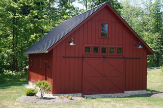 Red shed sale rustic solar light