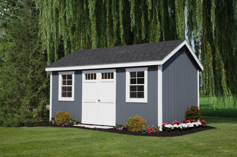 Garden shed - mid-sized traditional detached garden shed idea in Other