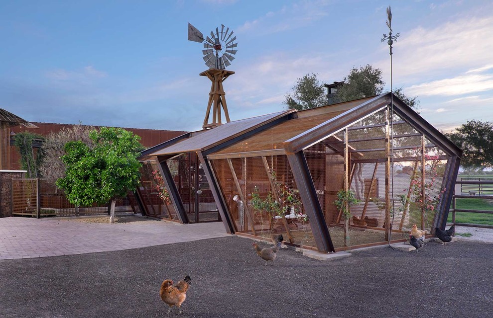 Inspiration for a large farmhouse detached garden shed remodel in Phoenix