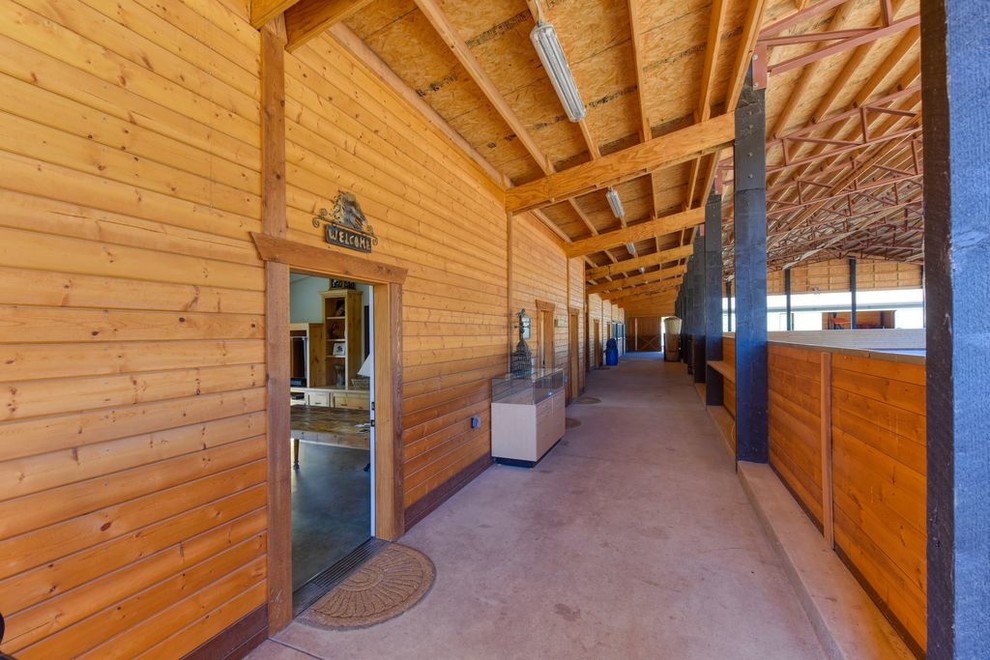 Photo of an expansive traditional detached barn in Sacramento.