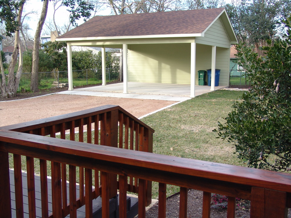 Crestview, Austin, TX Traditional Shed Austin by Fulford
