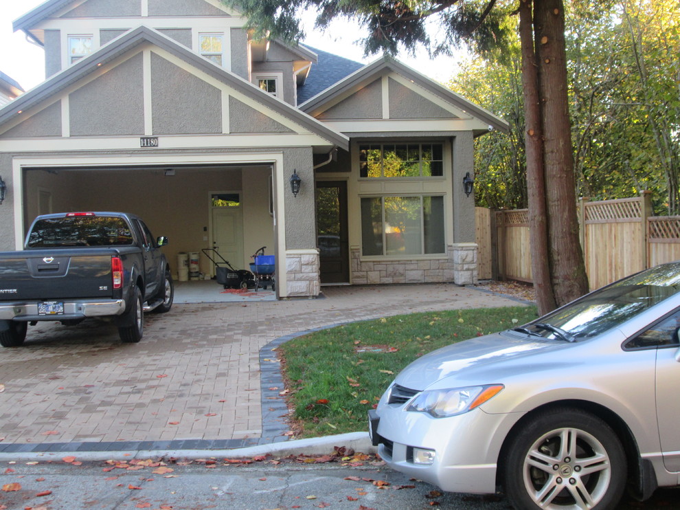 Custom home in Richmond (Kingsgrove Ave) Contemporary Garage